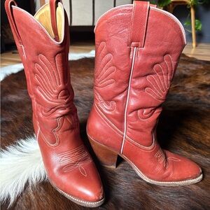 Vintage Brown/Red Leather Cowboy Boots